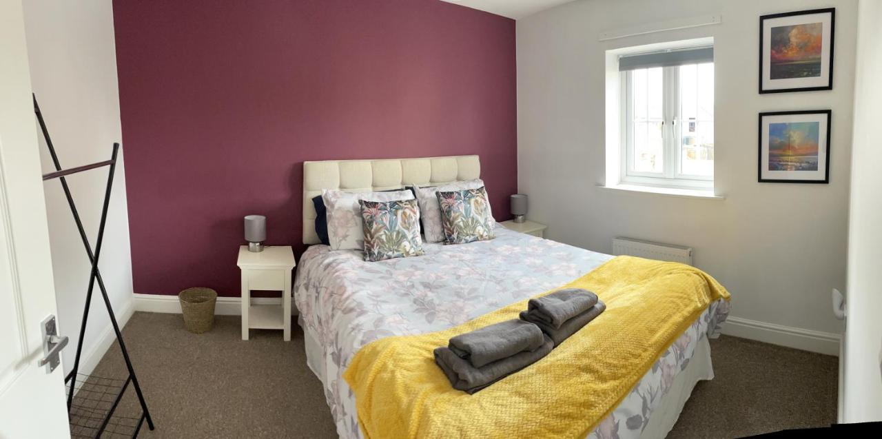 Stunning Large Detached Gloucester, 4 Beds, 3 Bedroom, 2 Bathroom Property, Nr Chelt, The Docks And Quays Sleeps 6 Eksteriør billede