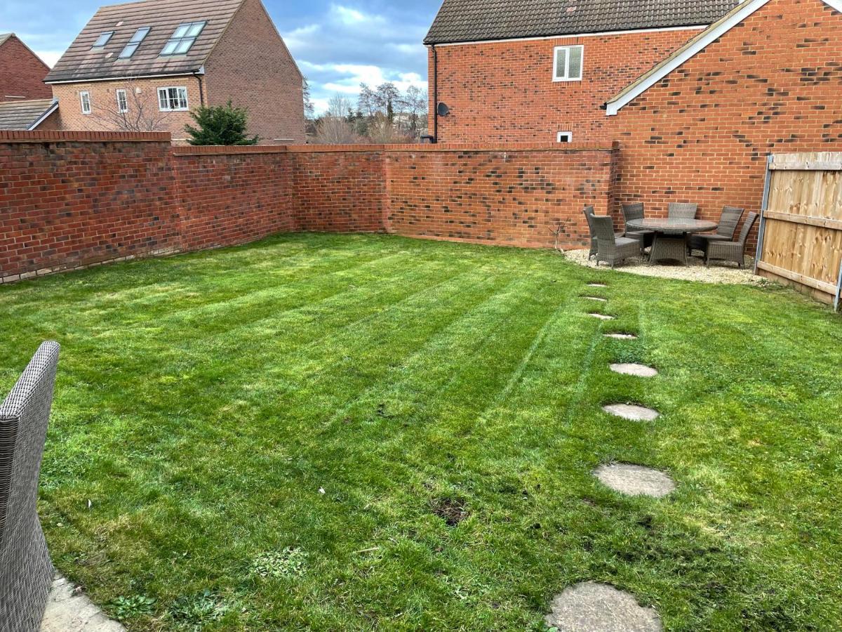 Stunning Large Detached Gloucester, 4 Beds, 3 Bedroom, 2 Bathroom Property, Nr Chelt, The Docks And Quays Sleeps 6 Eksteriør billede